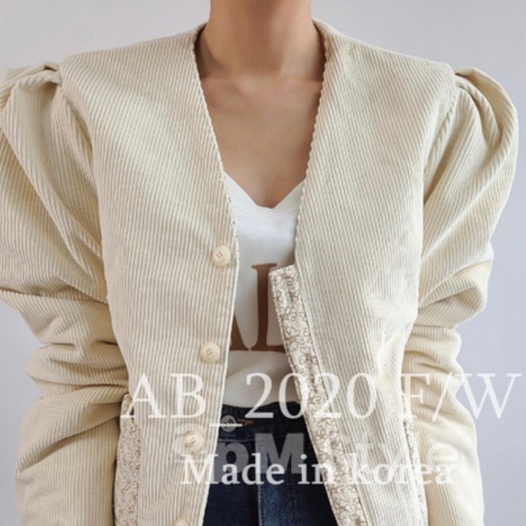 Two sided Spring Fashionable Jacket - Picture 4 of 7